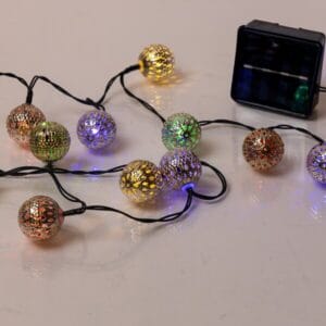 40 λαμπάκια LED σε σειρά με μπάλες boho και με ηλιακό συλλέκτη - solar panel με αισθητήρα φωτός, 4 m, πράσινο καλώδιο, 8 προγράμματα, IP44, Πολύχρωμο (Χρωματιστό-Multi)