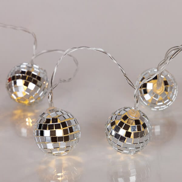 10 DISCO μπάλες με λαμπάκια LED σε σειρά μπαταρίας, 1,35 m, διάφανο καλώδιο, σταθερή, χρονοδιακόπτης, IP20, Θερμό Λευκό (Warm white) 4 10 DISCO μπάλες με λαμπάκια LED σε σειρά μπαταρίας, 1,35 m, διάφανο καλώδιο, σταθερή, χρονοδιακόπτης, IP20, Θερμό Λευκό (Warm white) - Image 3