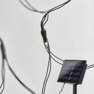 60 λαμπάκια LED δίχτυ με ηλιακό συλλέκτη – solar panel με αισθητήρα φωτός, 1×1(h) m, πράσινο καλώδιο, 8 προγράμματα, IP44, Θερμό Λευκό (Warm white)