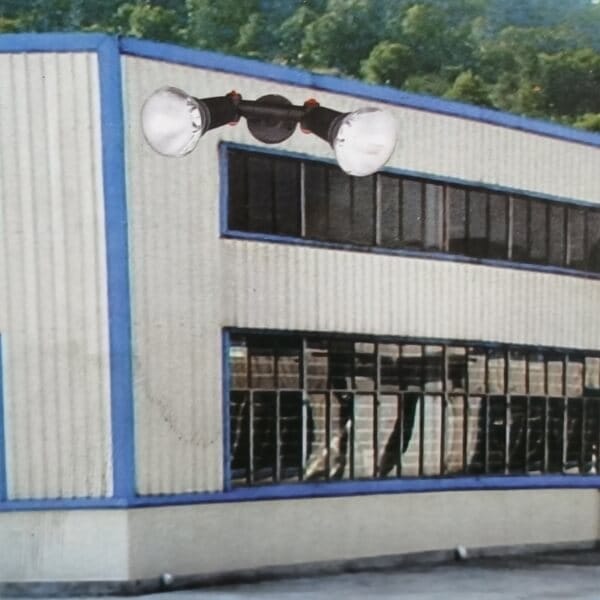 ITS Μαύρο Σποτ τοίχου διπλό PAR38, Ε27, IP44 3 ITS Μαύρο Σποτ τοίχου διπλό PAR38, Ε27, IP44 - Image 2