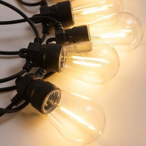 Eurolamp Γιρλάντα με 10 S14 Λάμπες, 5 m, μαύρο καλώδιο, σταθερή, με επέκταση, IP44, Θερμό Λευκό (Warm white) 1 Γιρλάντα με 10 S14 Λάμπες 5 m μαύρο καλώδιο σταθερή με επέκταση IP44 Θερμό Λευκό Warm white